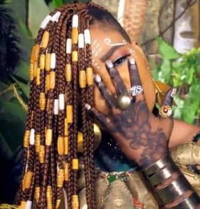 Shatana Displays Culture And Artistry In New “Lipo Lipo” Video